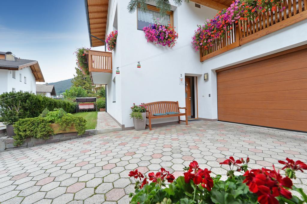 Apartments Dolomie Ortisei Eksteriør billede