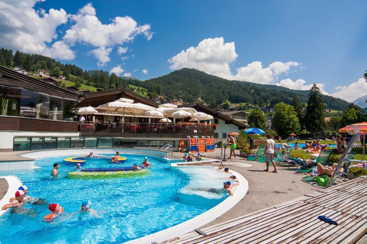 Apartments Dolomie Ortisei Eksteriør billede